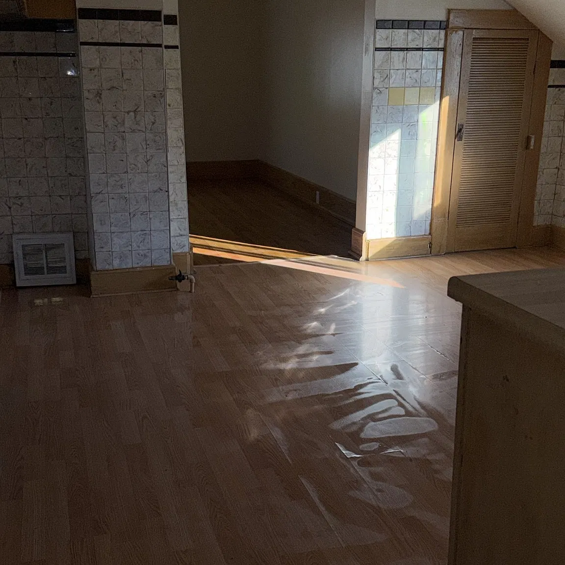 4 bed, 1.5 bath, 1750 sqft, $1,400 — Photo 3