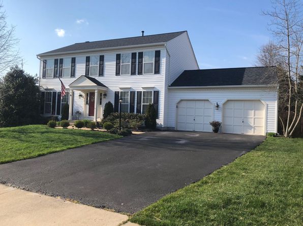 14 Brittany Ln