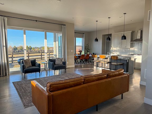 Living Room, Kitchen, & Breakfast Nook