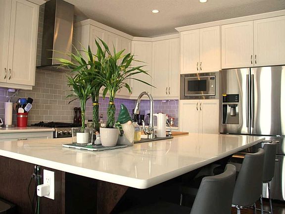 3rd image of 90 SW Nolancrest Rise NW