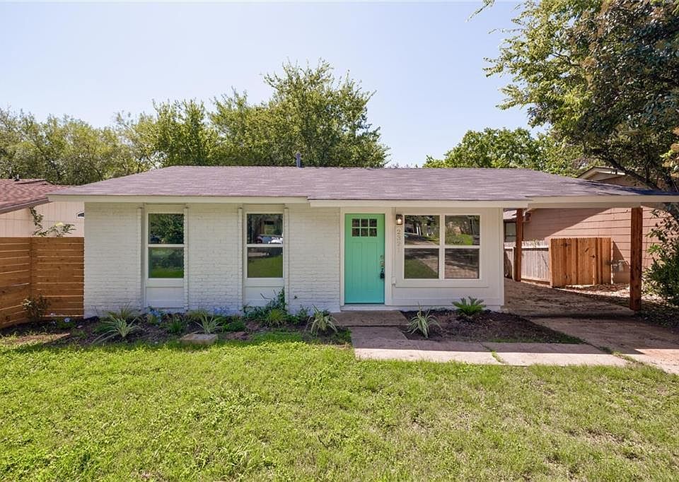 1st image of 2321 Lakehurst Dr