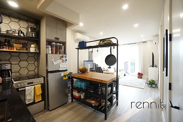 Rented by Rennit Inc. | media 1
