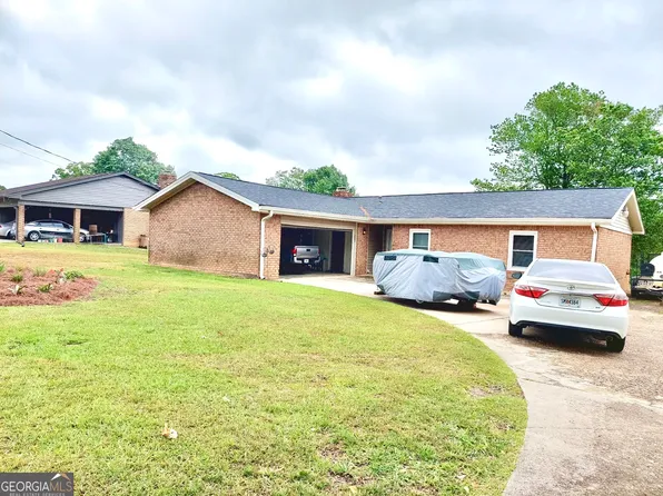 3893 Sloan Mill Rd, Gainesville, GA 30507