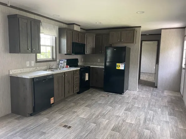 95 Addison Drive, Berlin, VT 05602