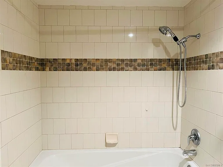 850 Beech St #704 — Photo 24