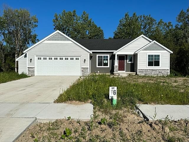 1st image of 4233 Old Farm Dr