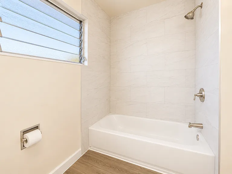 5240 Prosperity Ln — Photo 10