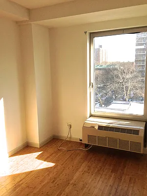 Rented by Rental Solutions Inc | media 49