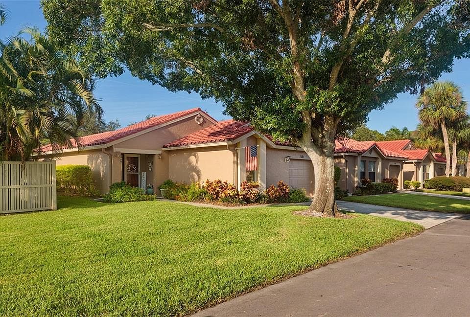 1st image of 526 ST TROPEZ CIRCLE NE