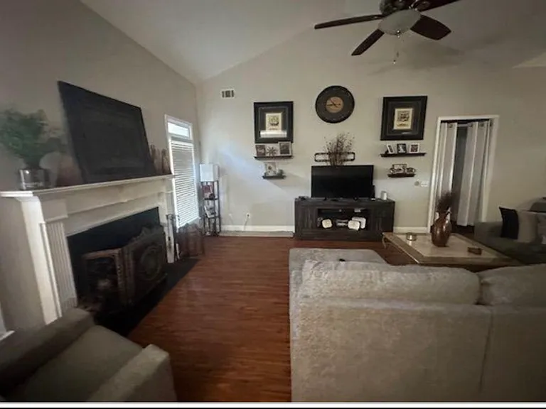 101 Falling Shoals Dr — Photo 4