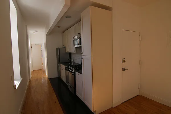 Rented by Target Realty Group | media 10