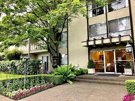 The Camille North Apartments — Photo 35