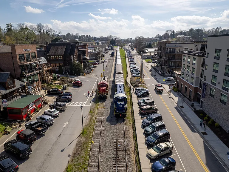 Downtown Blue Ridge, walking distance from apartments