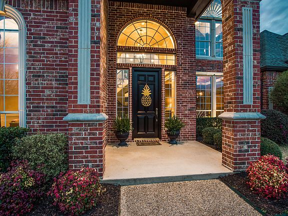 3rd image of 604 Morningside Dr