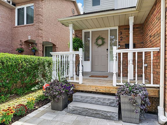 2nd image of 92 Vail Meadows Cres