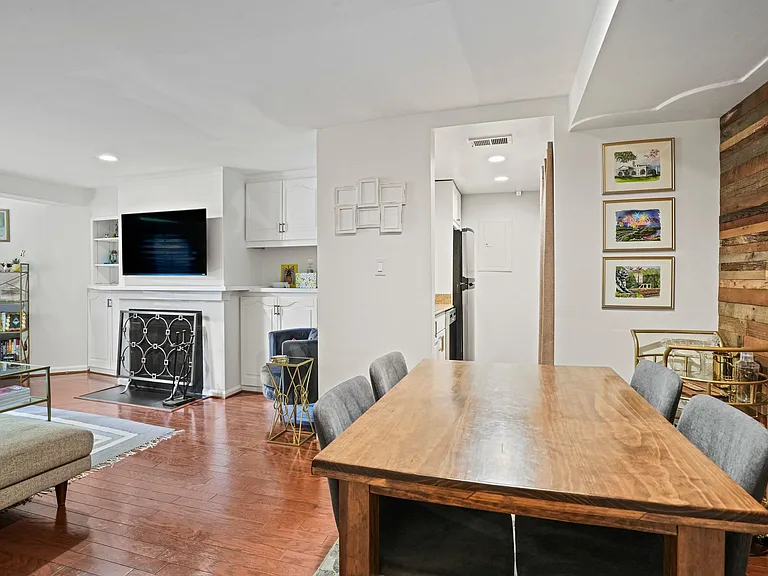 2101 N St NW #T3 — Photo 5
