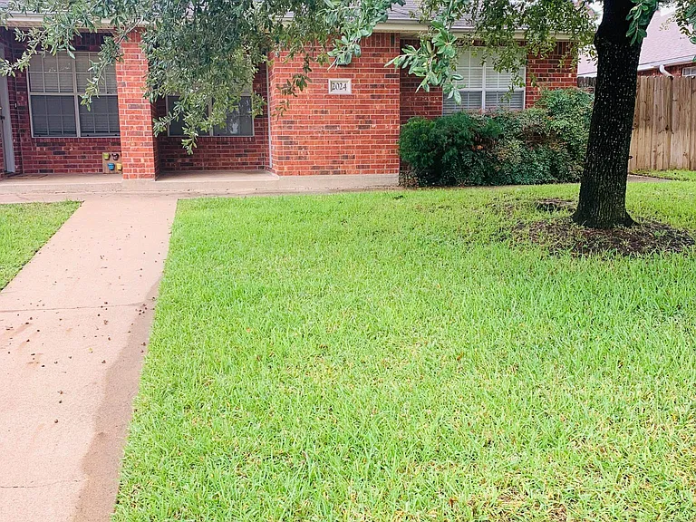 2018 Legacy Ln #2018 — Photo 14