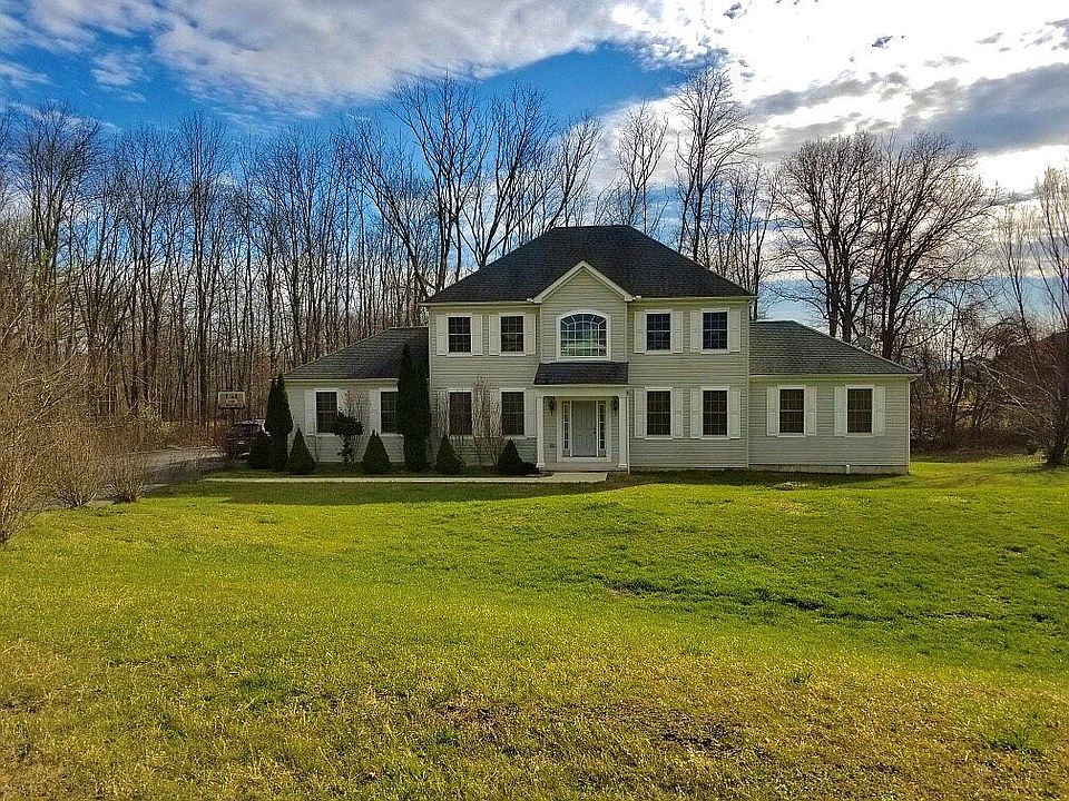 1st image of 81 Summerfield Dr