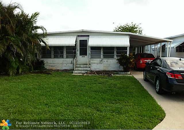1st image of 2908 Lakeshore Dr