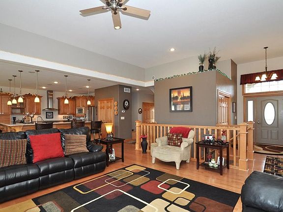 5th image of 1519 Highlandview Dr