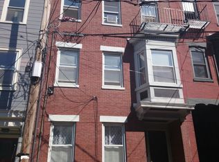 18 Sullivan St, Charlestown, MA 02129