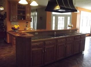 8351 Coleman Homestead Rd, Moss Point, MS 39562