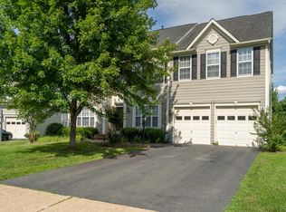 22110 Whisperhill Ct, Ashburn, VA 20148
