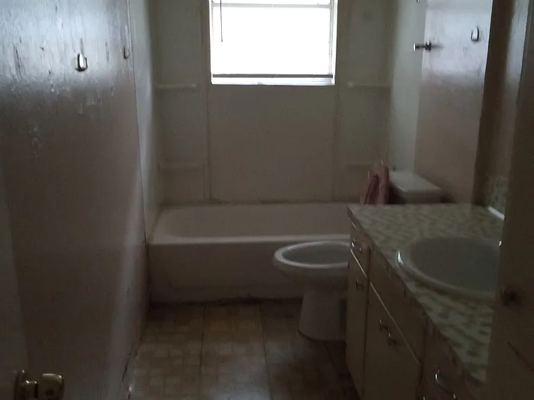 4105 Forest Oak Dr — Photo 11