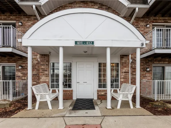 405 Clubhouse Dr, Washington, PA 15301