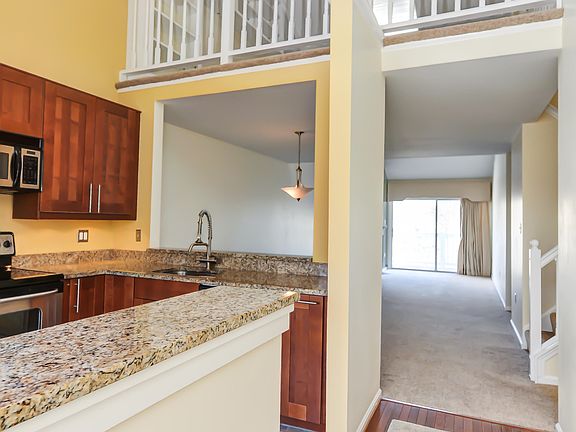 5th image of 2810 Yarling Ct