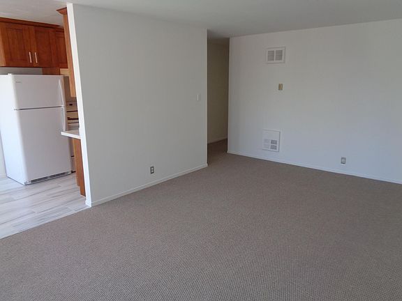 2nd image of 565 8th Ave APT 205