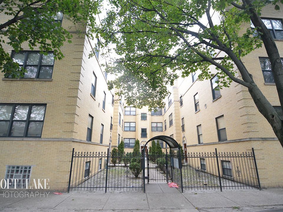 1st image of 4349 N Sawyer Ave #F2