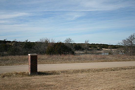 5th image of 1085 Pheasant Cir