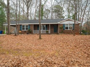 809 Valerie Dr, Raleigh, NC 27606