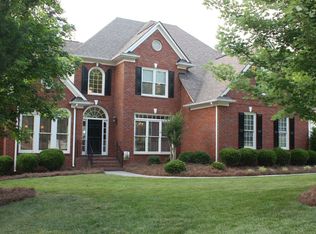 17240 Royal Court Dr, Davidson, NC 28036