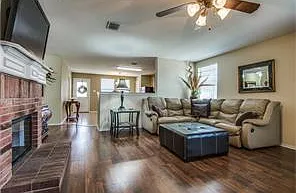 9554 Byron Dr — Photo 3