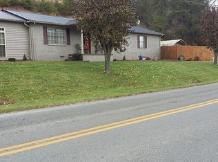 4745 Ky 1304, Hinkle, KY 40953