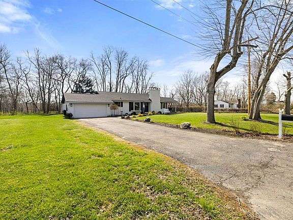 3rd image of 9555 Clyo Rd