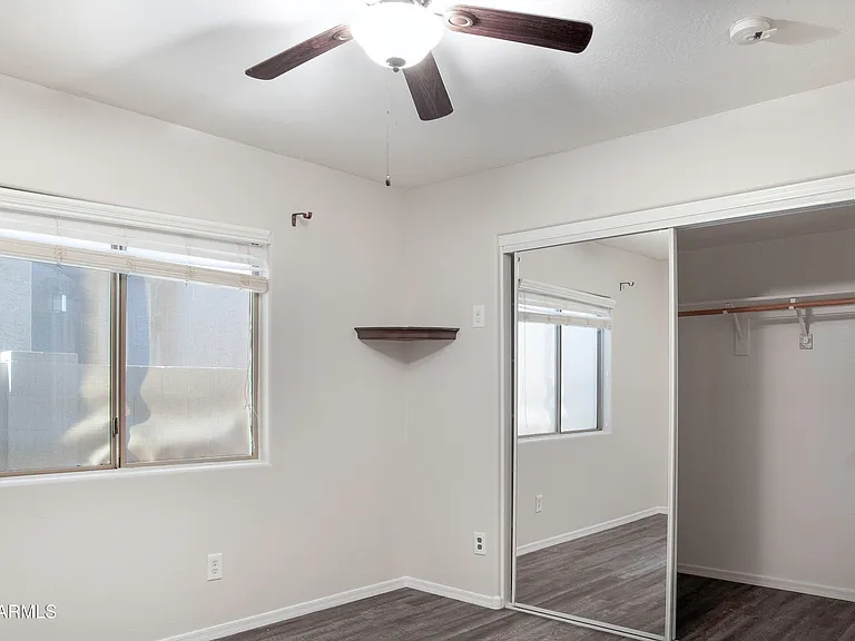 42275 W Calle St — Photo 10