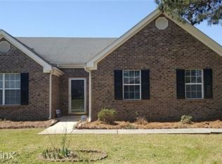 1620 Graystone Dr, Hampton, GA 30228