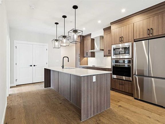 3rd image of 1802 SE Mahogany Blvd SE #7121