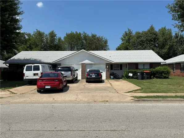 2996 Adrian Ave, Springdale, AR 72764
