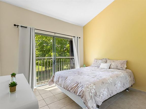 4th image of 150 PALMAS DRIVE #124