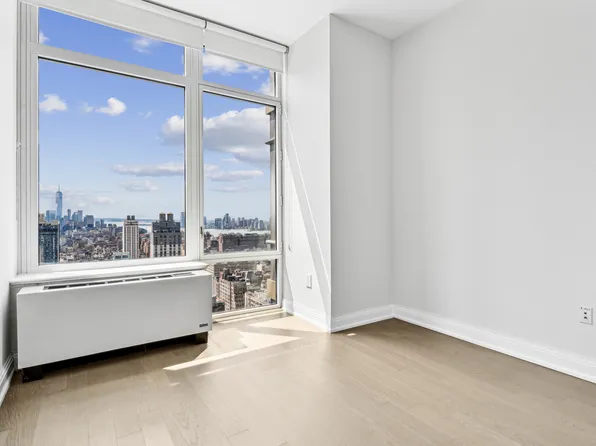 125 West 31st Street 55C image 2 of 20