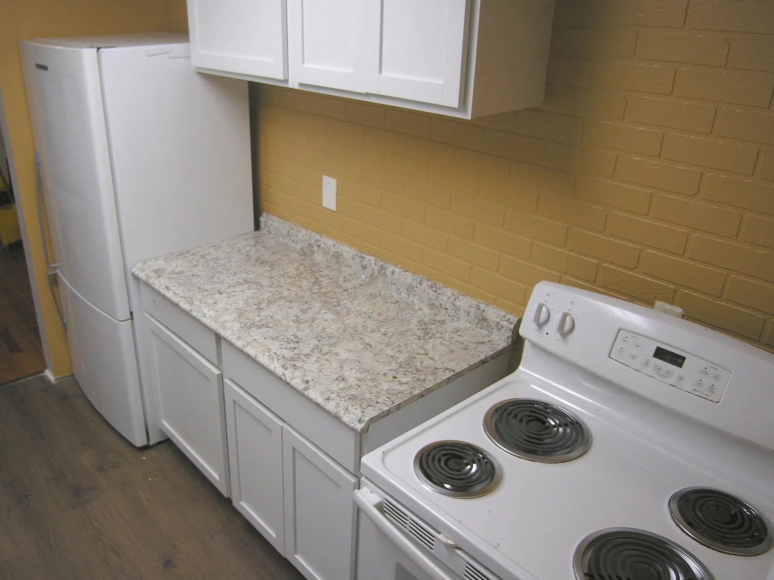3 bed, 1184 sqft, $1,800 — Photo 4