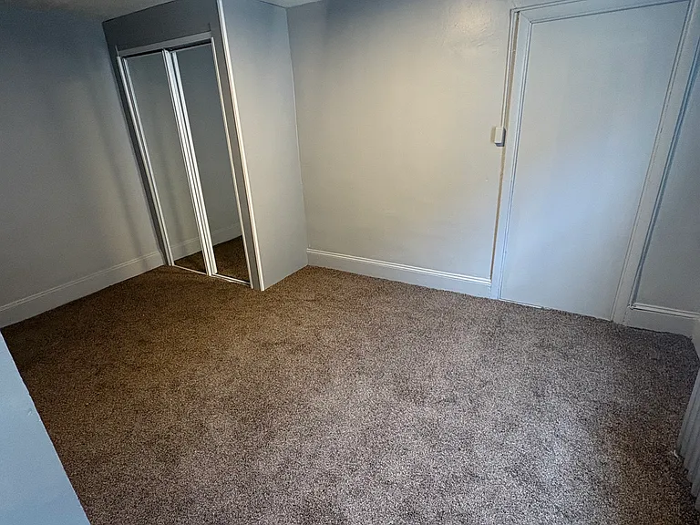 407 Hudson St #2 — Photo 2