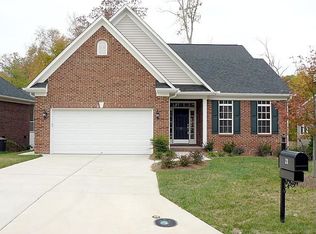 21 Bluff Ridge Ct, Greensboro, NC 27455