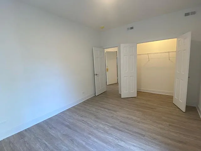 1053 W Columbia Ave #1 — Photo 4
