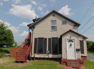 223 Pine St, Springfield, MA 01105