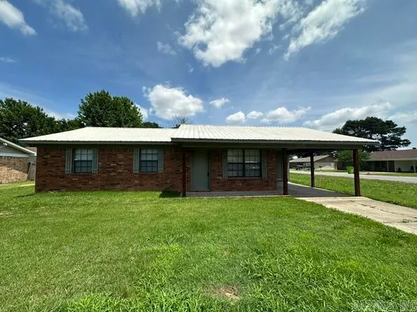 1221 Fairview St, Lonoke, AR 72086